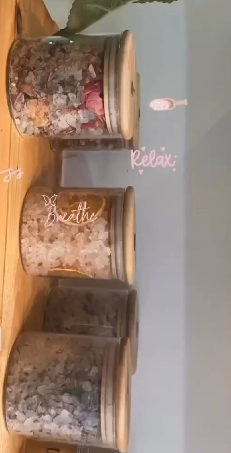 Love Bath Soak with Rose Quartz / Baños para atraer la Intencion de Amor