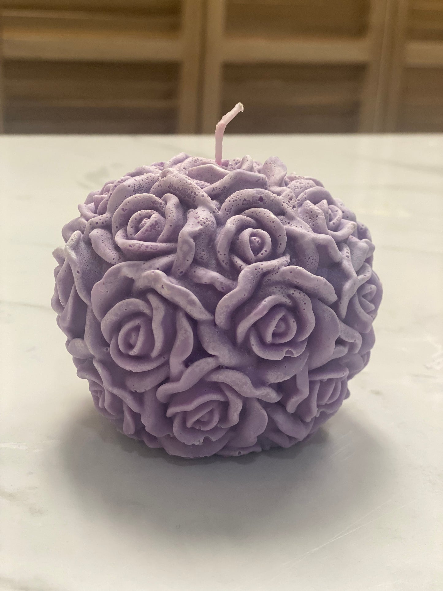 Large Roses Blooming Candle